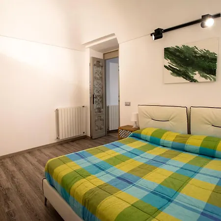 Civico 10 Apartman *