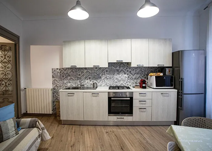 Civico 10 * San Remo